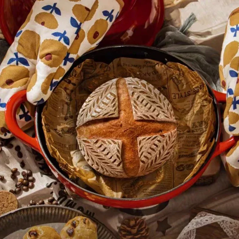 Dutch Oven Enamel - Geëmailleerde Gietijzeren Broodpan Met Deksel 11
